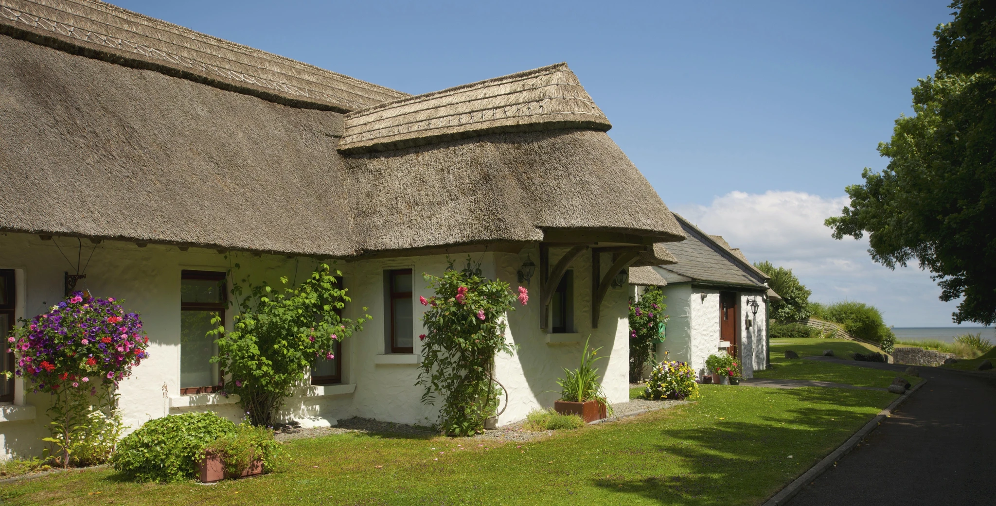 Cottages-IrelandTH0_4790-1